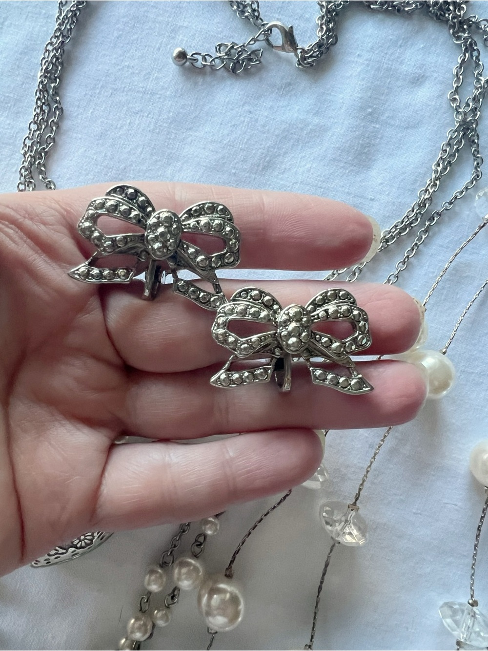 Coquette Pearl Jewelry Lot Silver Bow Flower Clip On Earrings Set - Picture 11 of 12